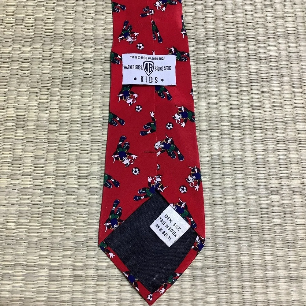 Vintage 1996 Warner Bros Studio Store Kids Sylvester Tie Soccer 100% Silk